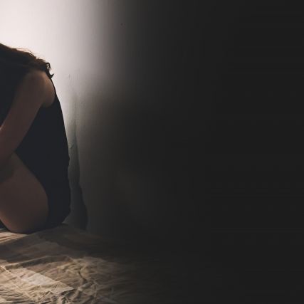 Horror-Nacht im Knast! 28 Frauen von Mitinsassen sexuell missbraucht