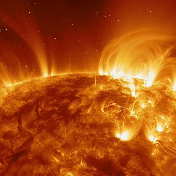 Koronales Loch aufgerissen! Experten warnen vor gefährlichem Sonnenwind