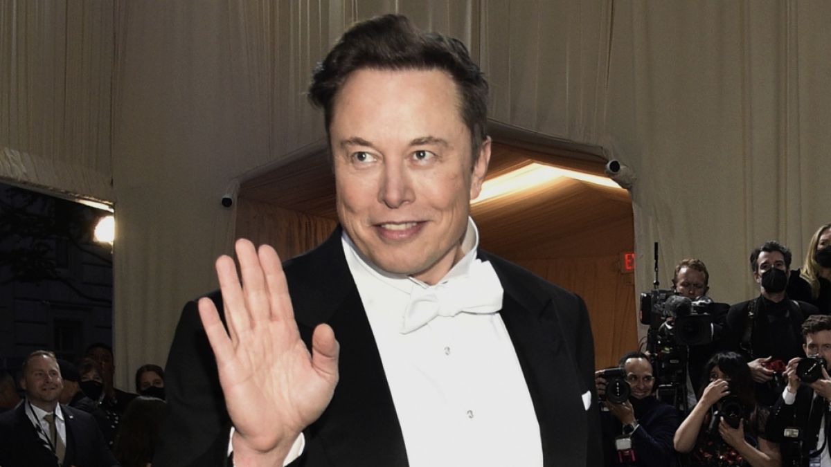 Elon Musks Vater ist nicht stolz auf den Tesla-Chef. (Foto)