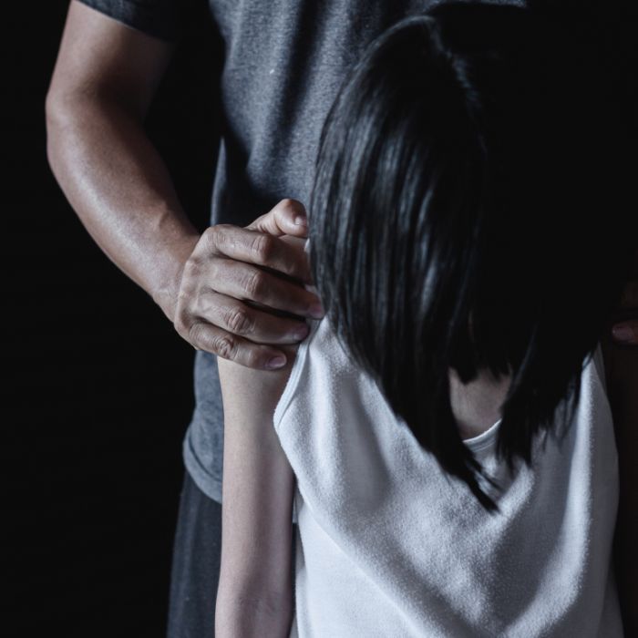 Horror-Paar betäubt Kinder für Vergewaltigungen und filmt Missbrauch