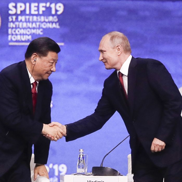 Experte warnt vor Waffenhandel von Putin und Xi Jinping