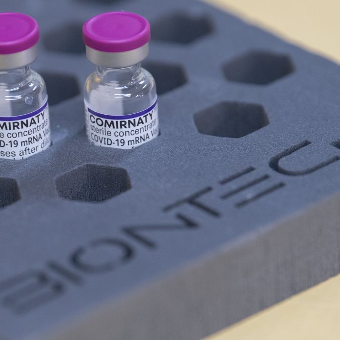 Omikron-Impfstoff könnte in wenigen Tagen verfügbar sein