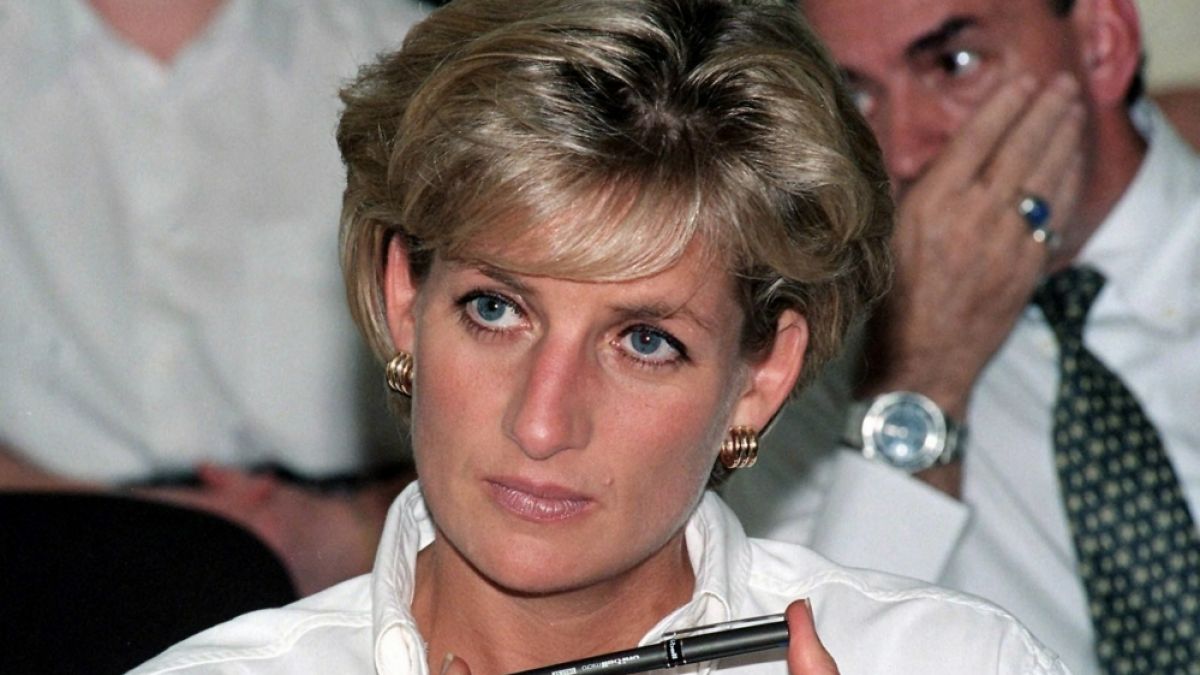 25 Jahre nach Prinzessin Dianas Unfalltod kommt ans Licht, dass Lady Di ihre britische Heimat verlassen und in die USA auswandern wollte. (Foto)