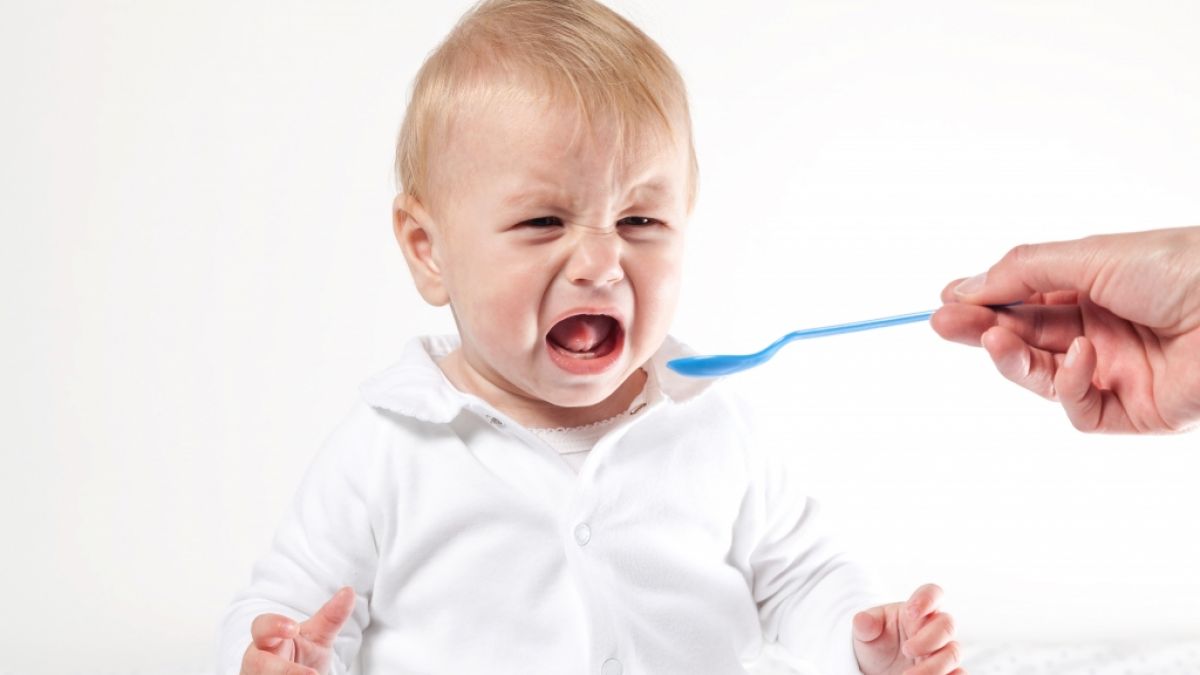 Eltern aufgepasst: Der Babynahrungshersteller Milupa hat in einem aktuellen Produktrückruf vor Gesundheitsgefahren durch einen bestimmten Babybrei gewarnt (Symbolfoto). (Foto)