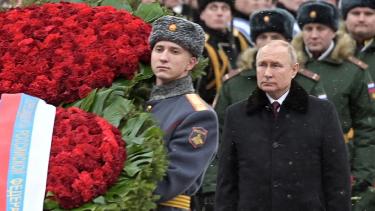 Ein betrunkener Putin-Soldat hat 2 Geheimdienst-Offiziere getötet. (Symbolbild) (Foto)
