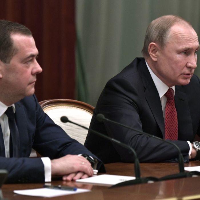 Deutliche Warnung! Ex-Präsident Medwedew droht mit 