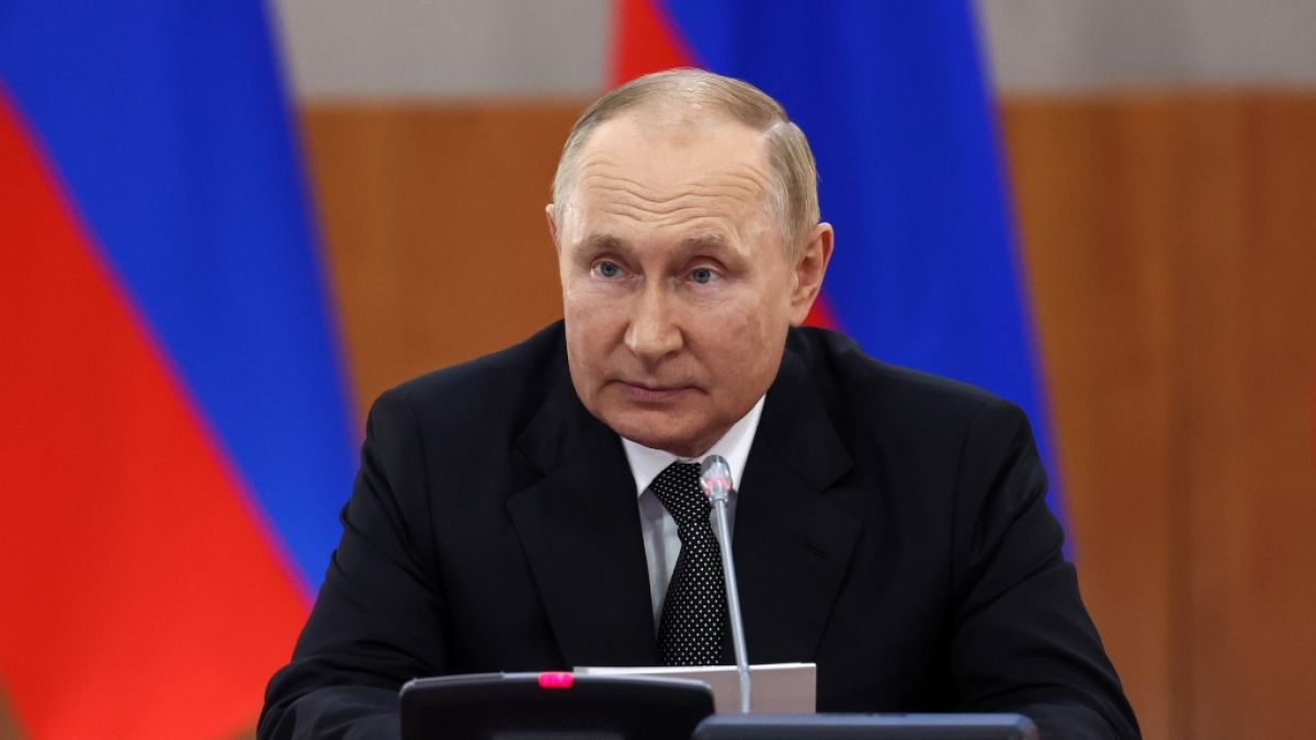 Wladimir Putin betonte beim 7. Östlichen Wirtschaftsforum, sein Land halte den Sanktionen gut stand. (Foto)