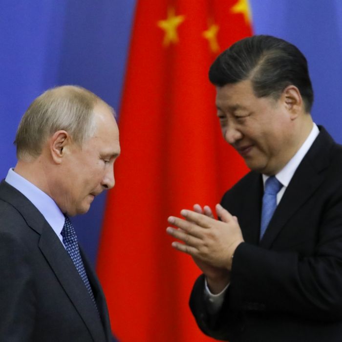 Treffen mit China-Präsident geplant! Was will der Kreml-Tyrann mit Xi Jinping besprechen?