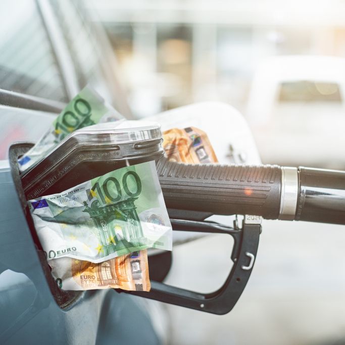 Wutausbrüche auf Twitter! Benzin und Co. in Deutschland teurer als in Nachbarländern