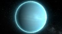 Im September schiebt sich der Mond vor Uranus und bedeckt den Planeten komplett.