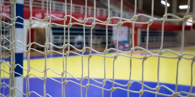 FC St. Pauli 4 - SG HT16/SC Eilbek (Handball)