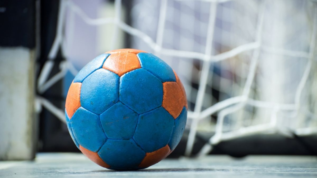 Lokale und &uuml;berregionale Handball-Spielberichte lesen Sie auf news.de. (Foto)
