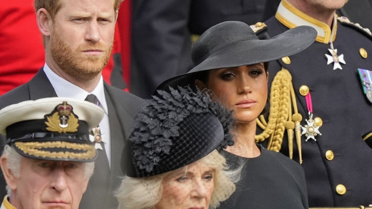 #Prinz Harry und Meghan Markle: Während Trauerpredigt pro die Queen! Verspottete Justin Welby die Royals?