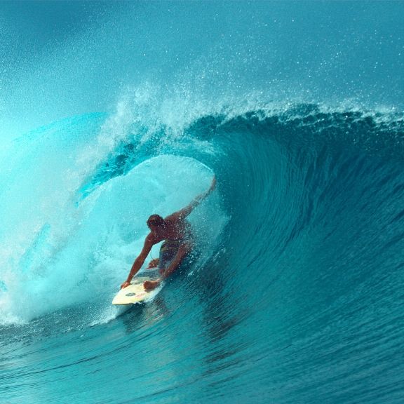 US-Surf-Weltmeister (24) stirbt nach Herzanfall beim Wellenreiten
