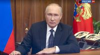 In diesem Standbild aus einem vom Pressedienst des russischen Präsidenten veröffentlichten Video wendet sich Putin mit einer Rede an die Nation.
