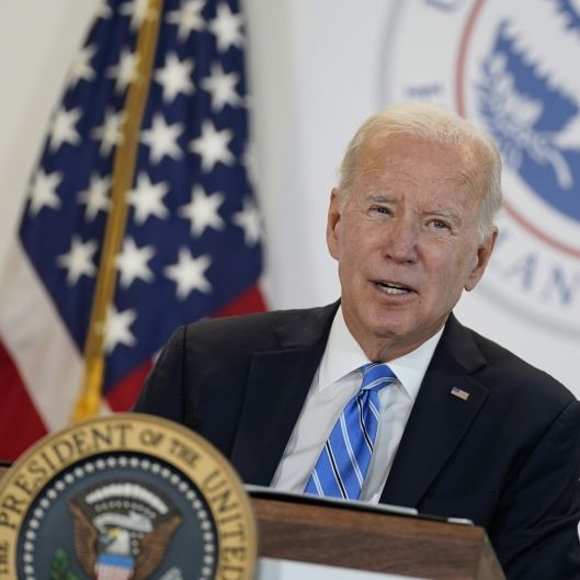US-Präsident Joe Biden mit seinem wirren Auftritt abermals für Stirnrunzeln.