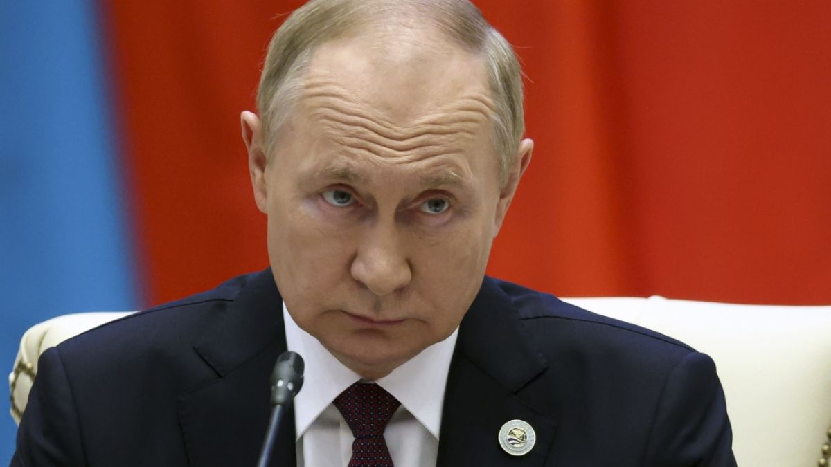 Wladimir Putin soll sich in seinen geheimen Waldpalast zurückgezogen haben. (Foto)