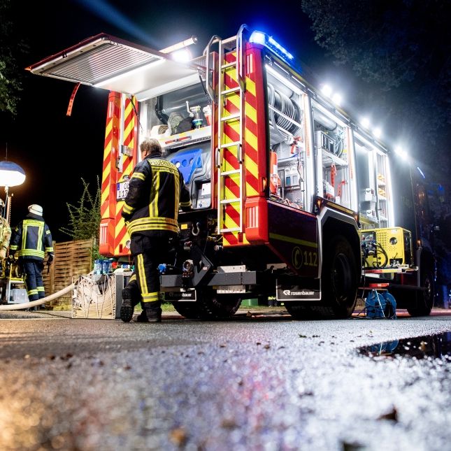 Drei Senioren tot, zehn verletzt - Altenheim nach Feuer teils unbewohnbar