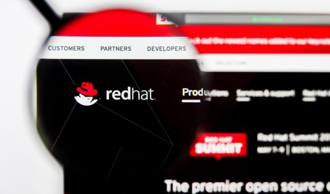 Für Red Hat liegt ein IT-Sicherheitshinweis vor (Symbolbild).