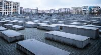 Das Holocaust-Mahnmal in Berlin erinnert an die jüdischen Opfer des Nationalsozialismus.