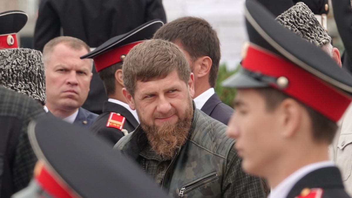 Ramsan Kadyrow wird von Putins Deutschlehrerin Vera Gurewitsch gelobt. (Foto)
