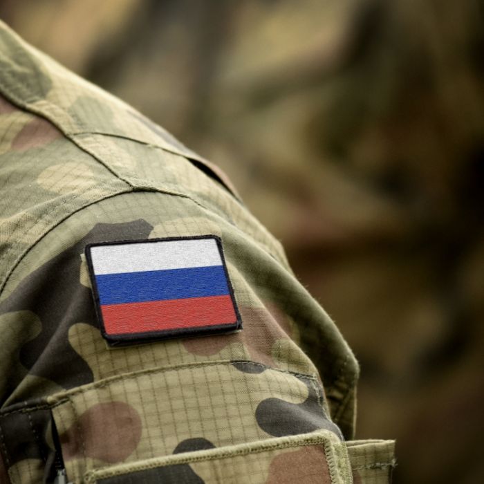 Ukraine teilt Schock-Videos! Haustiere fressen tote Putin-Soldaten
