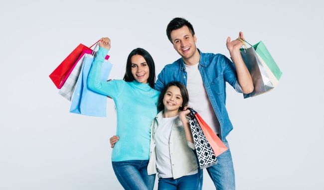 Verkaufsoffene Sonntage versprechen Shoppingspaß für Groß und Klein.