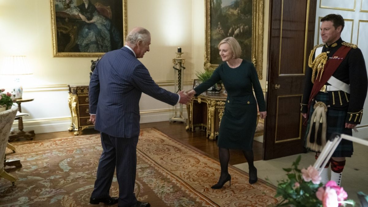 Nach 44 Tagen im Amt ist Premierministerin Liz Truss zurückgetreten - König Charles III. wird seine wöchentlichen Audienzen nun mit einem anderen Regierungschef durchführen müssen. (Foto)
