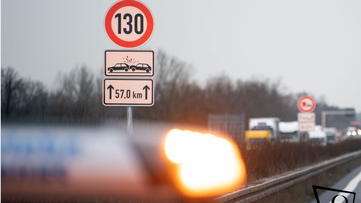 Wer auf Deutschlands Autobahnen unterwegs ist, sollte stets die Geschwindigkeitsbegrenzungen im Auge behalten. (Foto)