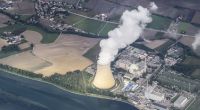 Der Bundestag hat beschlossen: Isar 2 und die zwei weiteren deutschen Atomkraftwerke bleiben bis Mitte April am Netz.