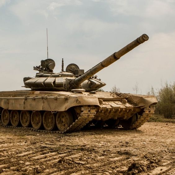 Mega-Explosion bei Bachmut! Russen-Panzer fliegt in die Luft