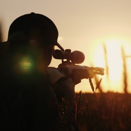 Schock-Video! Scharfschütze tötet Putin-Soldat aus 3 Kilometer Entfernung