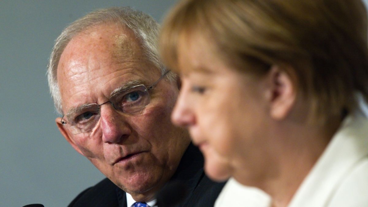 Wolfgang Schäuble rechnet mit Angela Merkel ab. (Foto)