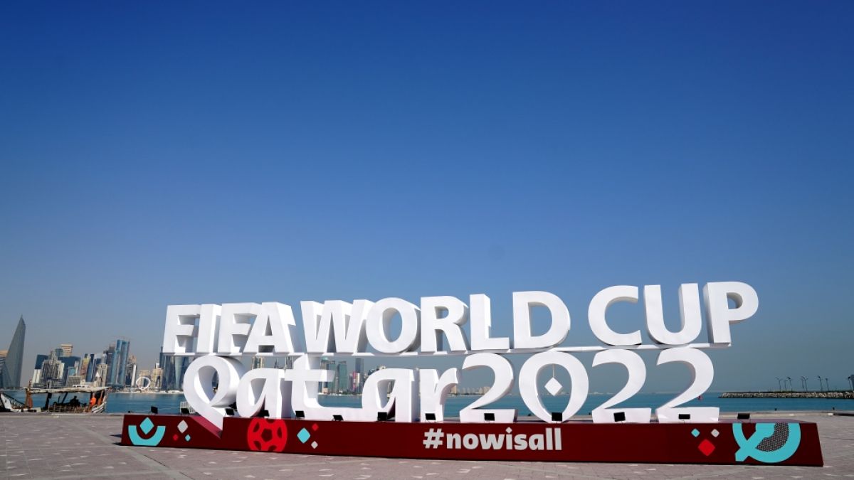FIFA Fußball-WM in Katar 2022 TV-Übertragung, Spielplan, Menschenrechte und Co.! Alles zum Turnier news.de