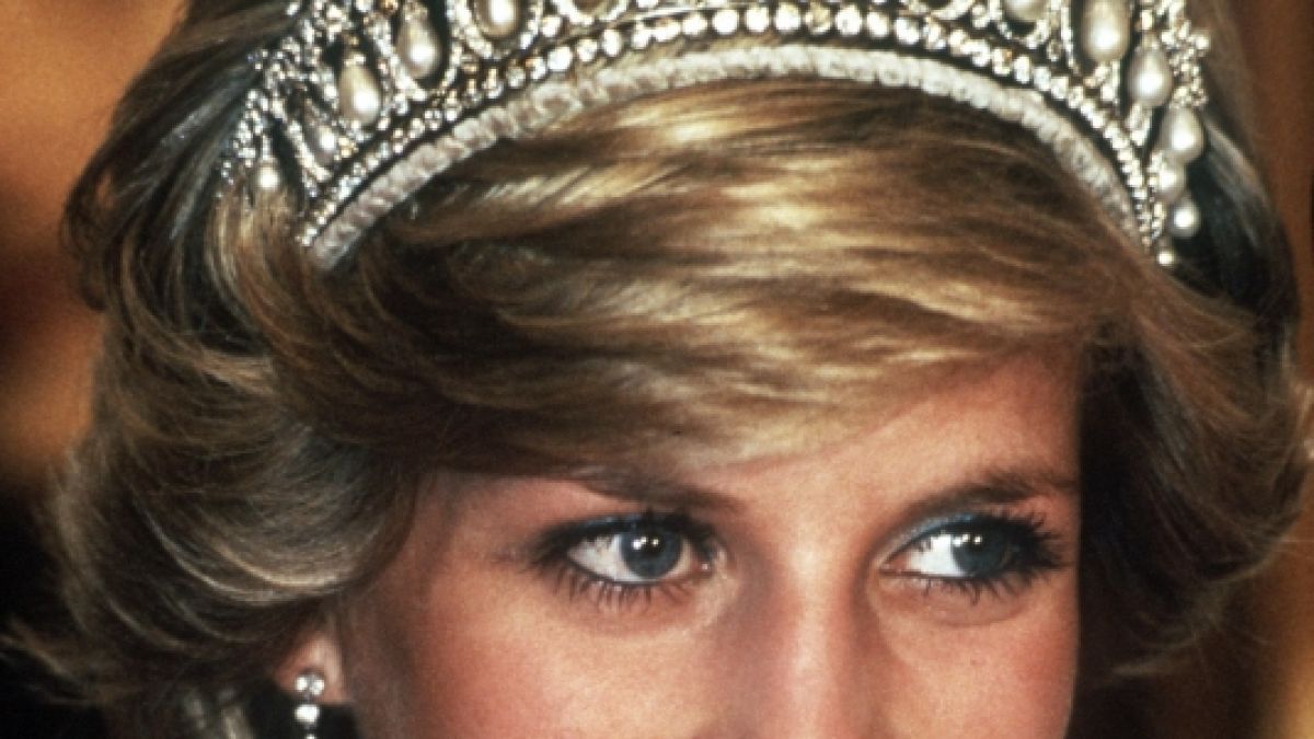 Die kostbare "Lover's Knot"-Tiara gehörte zu den Lieblingsjuwelen der 1997 verstorbenen Prinzessin Diana. (Foto)