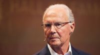 Franz Beckenbauer wird aus gesundheitlichen Gründen nicht zur Fußball-WM nach Katar reisen.