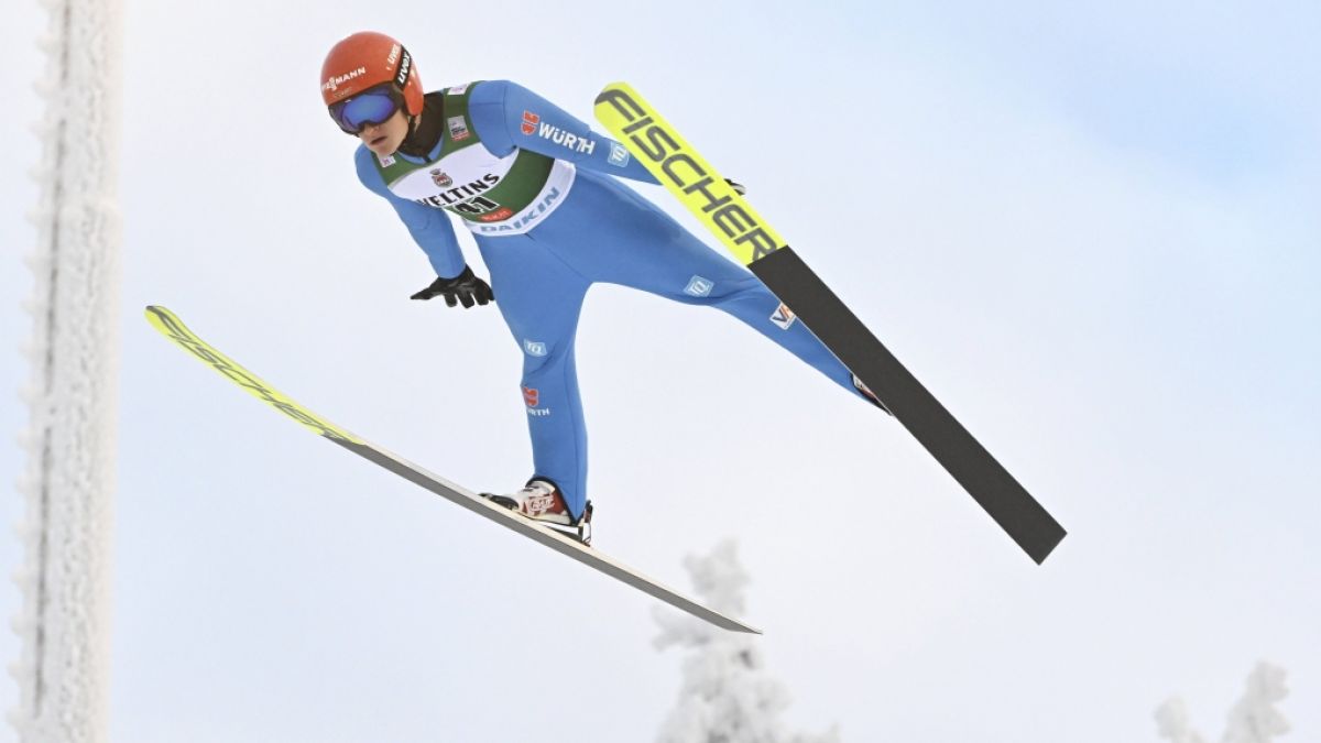 Julian Schmid hat seinen ersten Weltcup-Sieg in der Nordischen Kombination geholt. (Foto)