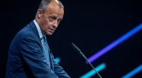 Politiker-Skandale 2022: Friedrich Merz schockte mit Vorwurf an Ukrainer:innen.