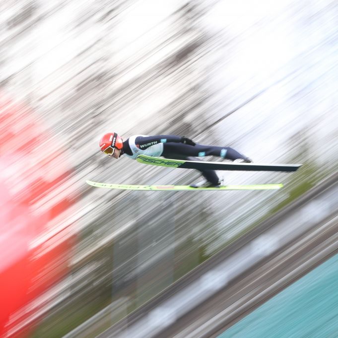 Skispringerin Althaus beendet Saison mit Tagesplatz drei