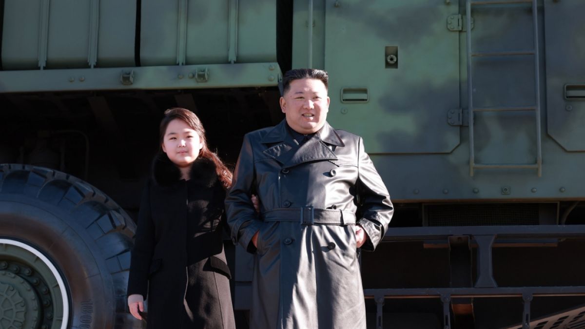 Kim Jong-un präsentierte vor wenigen Tagen seine Tochter Jue-ae. (Foto)