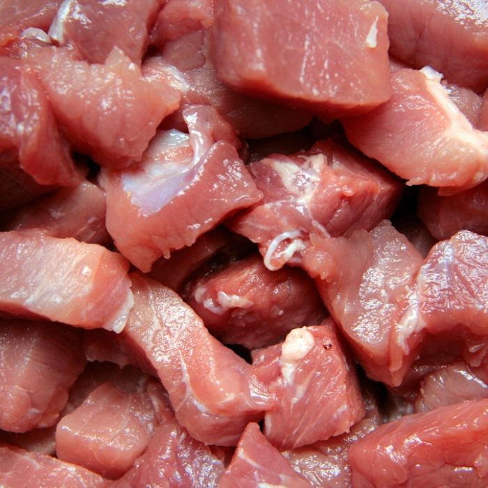 Tiere völlig verwahrlost! Verdorbenes Fleisch an Deutschland verkauft