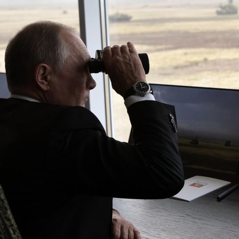 Während seine Soldaten erfrieren! Kreml-Boss an der Ukraine-Front
