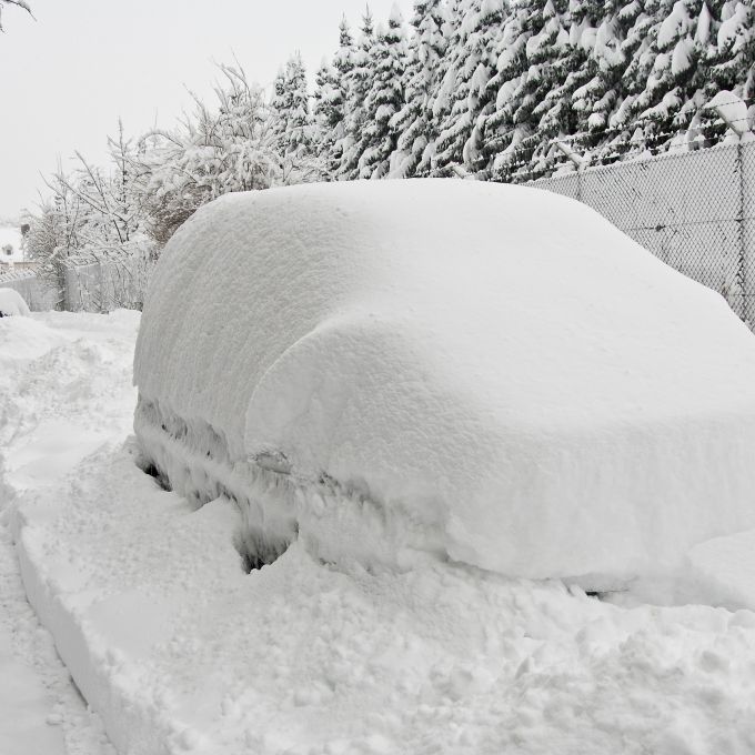 Bis zu 20 Zentimeter Neuschnee! Meteorologen warnen vor Schneesturm