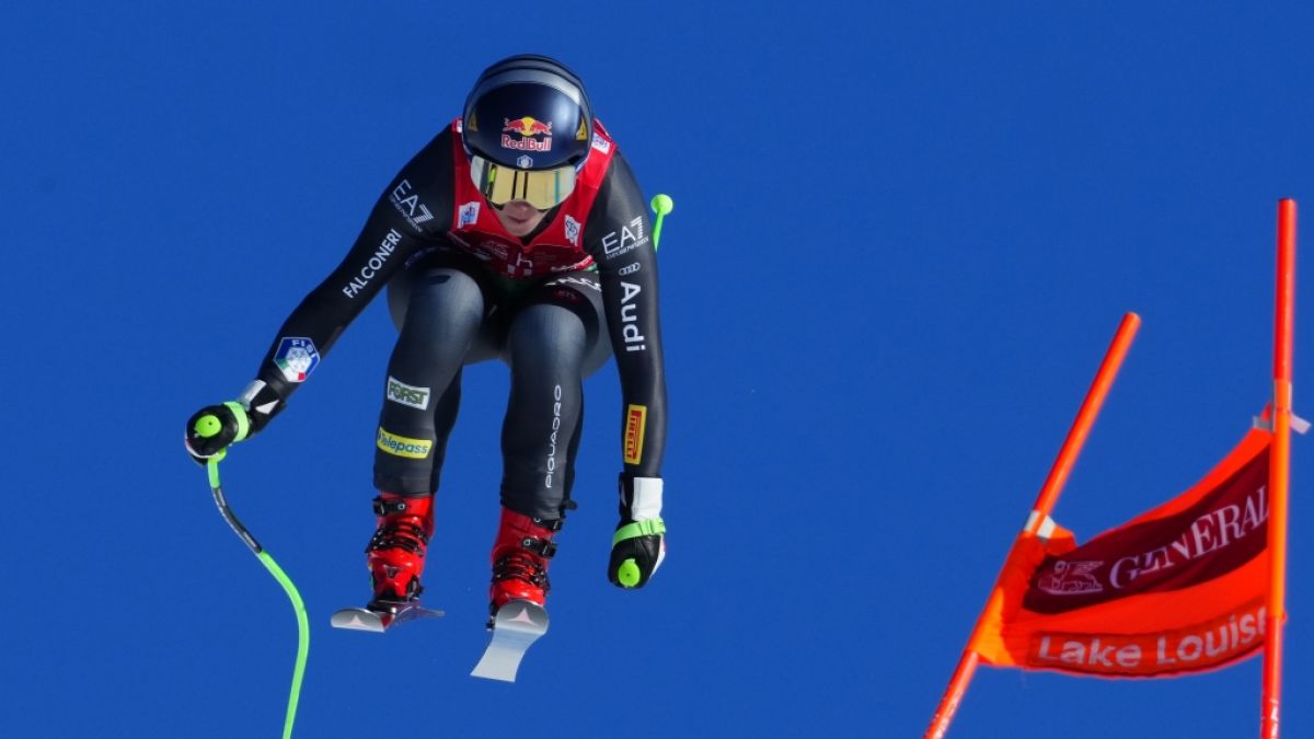 #Ski alpin Weltcup 2022/23 in St. Moritz: Wie stoßen sich die alpinen Ski-Stars heute im Superbenzin G?