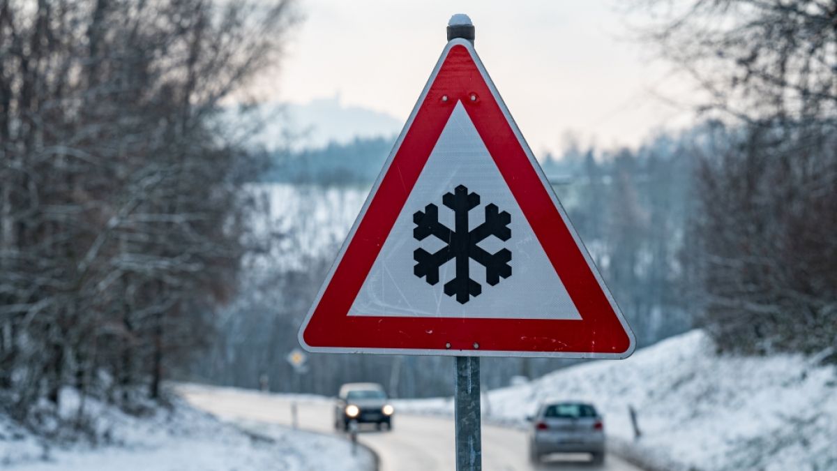 Der Deutsche Wetterdienst warnt vor gefährlichem Glatteis. (Foto)