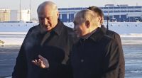 Alexander Lukaschenko begrüßte Wladimir Putin bei seiner Ankunft in Minsk.