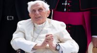Der Vatikan sorgt sich um Ex-Papst Benedikt XVI. (95).