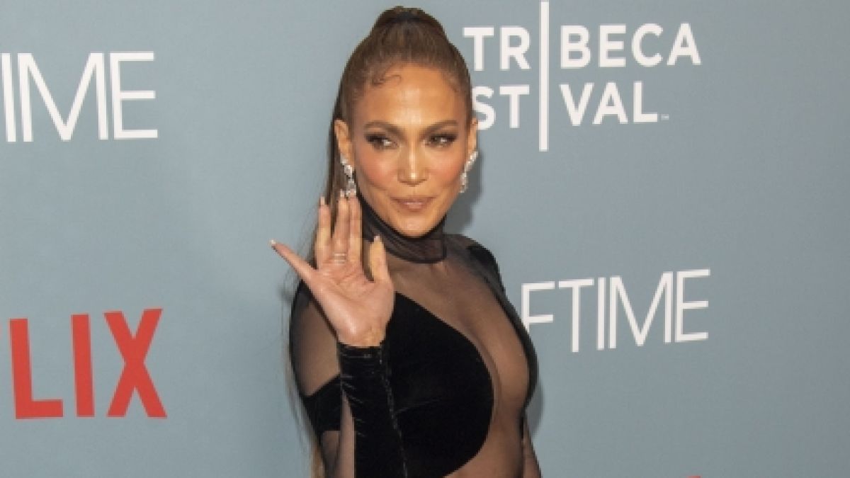 Jennifer Lopez macht ihre Fans mit einer Werbekampagne sprachlos. (Foto)