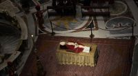 Der Leichnam des verstorbenen emeritierten Papstes Benedikt XVI. ist im Petersdom im Vatikan aufgebahrt.