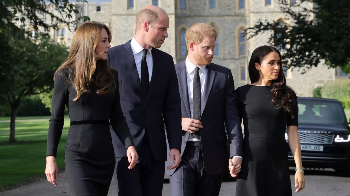 In der Öffentlichkeit bilden Prinzessin Kate, Prinz William, Prinz Harry und Meghan Markle eine geschlossene Einheit - hinter den Kulissen herrscht nach einem Mega-Krach seit Jahren Eiseskälte. (Foto)
